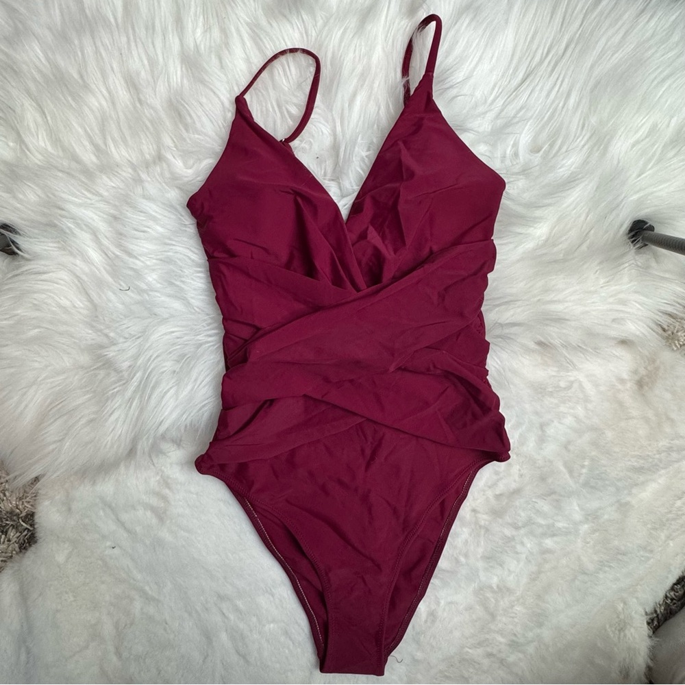 Berlook Chic Maroon One-Piece Swimsuit S 42